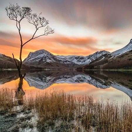 בית נופש 4 Bed In Sz090 באטרמיר