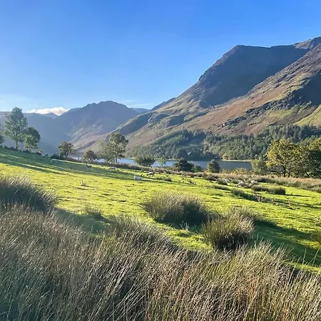 4 Bed In Sz090 באטרמיר